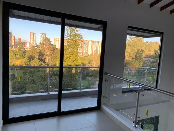 Casa de 4 alcobas en venta en San Antonio De Pereira, Rionegro, 350 m² · foto 8 de 11
