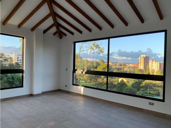 Casa de 4 alcobas en venta en San Antonio De Pereira, Rionegro, 350 m² · foto 10 de 11