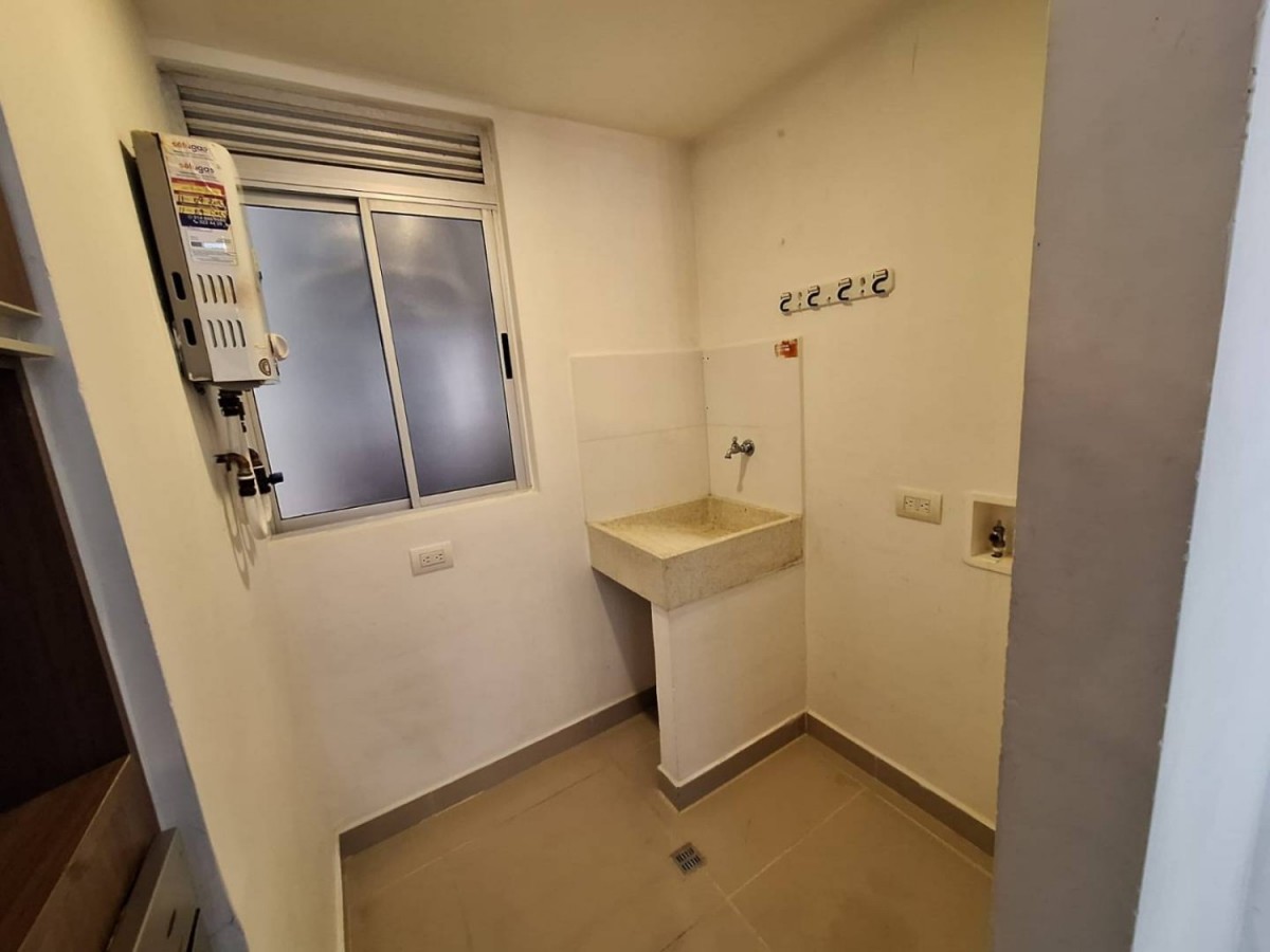 Apartamento en arriendo en Las Lomitas, Sabaneta · foto 6 de 17