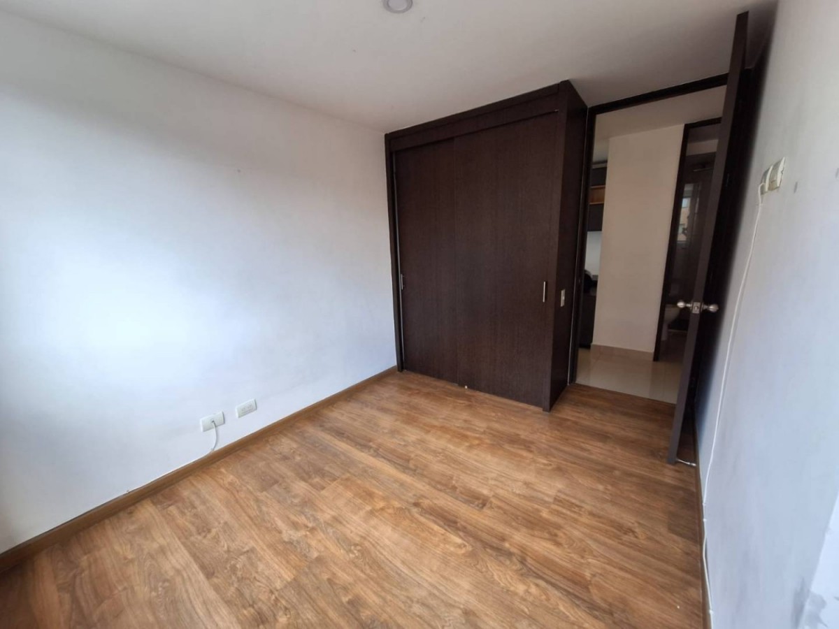 Apartamento en arriendo en Las Lomitas, Sabaneta · foto 10 de 17