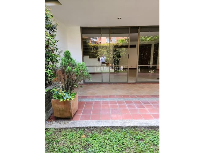 Casa de 5 alcobas en venta en El Chocho, Envigado, 280 m² · foto 7 de 24