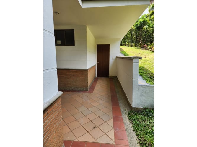 Casa de 5 alcobas en venta en El Chocho, Envigado, 280 m² · foto 8 de 24