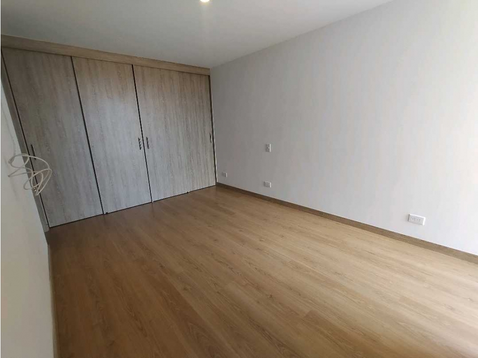 Apartamento en venta en Cuatro Esquinas, Marinilla · foto 9 de 24