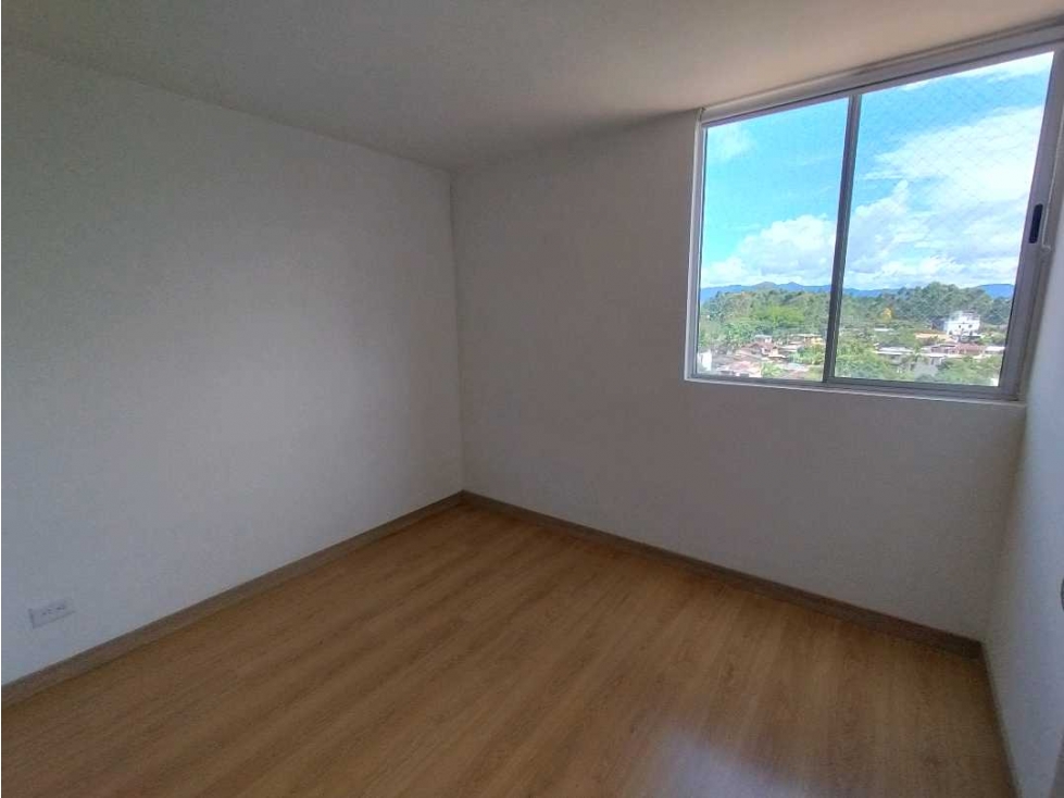 Apartamento en venta en Cuatro Esquinas, Marinilla · foto 10 de 24