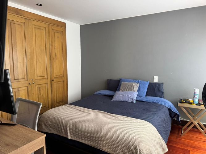 Apartamento de 3 alcobas en venta en Los Rosales, Bogotá, 165 m² · foto 11 de 18