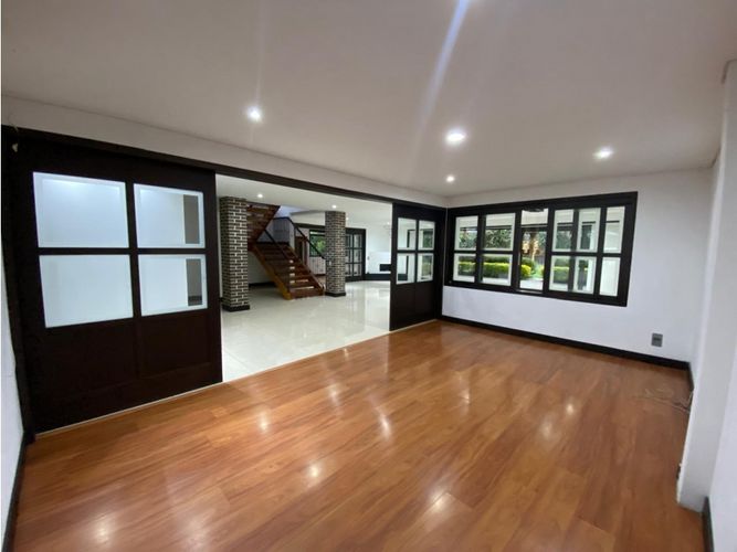 Casa de 4 alcobas en venta en Llano Grande, Rionegro, 550 m² · foto 8 de 24