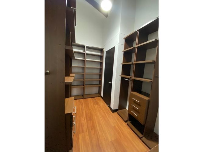 Casa de 4 alcobas en venta en Llano Grande, Rionegro, 550 m² · foto 13 de 24