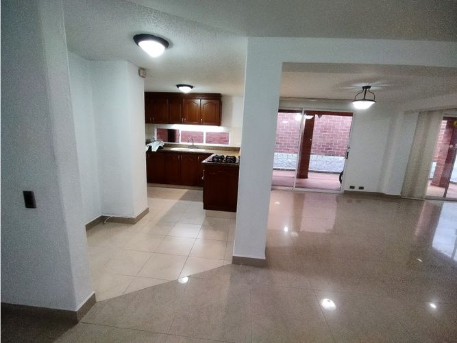 Casa de 4 alcobas en venta en San Agustin Suramerica, La Estrella, 240 m² · foto 7 de 24