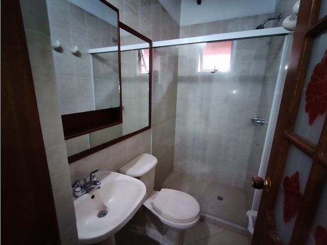 Casa de 4 alcobas en venta en San Agustin Suramerica, La Estrella, 240 m² · foto 16 de 24