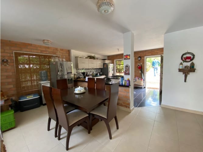 Casa de 5 alcobas en venta en Medellín, 500 m² · foto 6 de 21