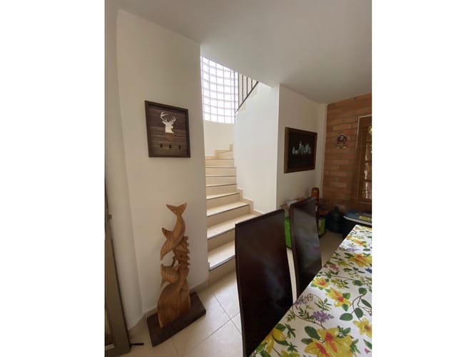 Casa de 5 alcobas en venta en Medellín, 500 m² · foto 8 de 21