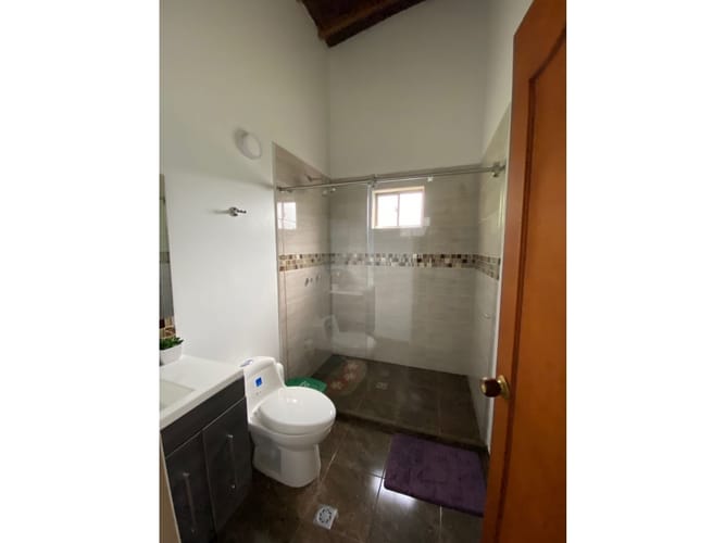 Casa de 5 alcobas en venta en Medellín, 500 m² · foto 15 de 21