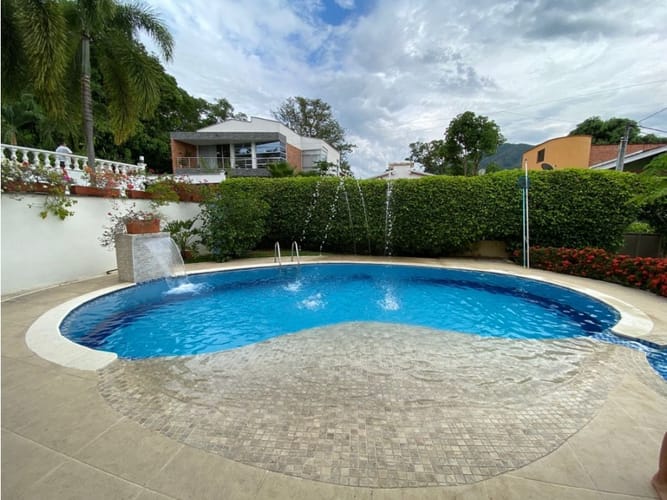 Casa de 5 alcobas en venta en Medellín, 500 m² · foto 18 de 21
