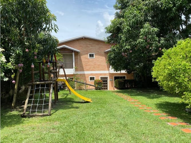 Casa de 5 alcobas en venta en Medellín, 500 m² · foto 20 de 21
