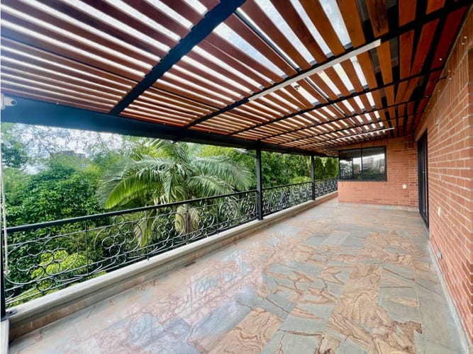 Casa de 5 alcobas en venta en El Poblado, Envigado, 690 m² · foto 20 de 24