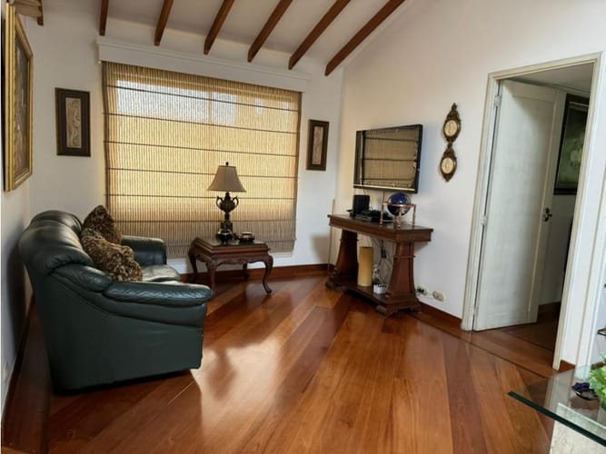 Casa de 3 alcobas en venta en El Tesoro, Medellín, 260 m² · foto 17 de 24