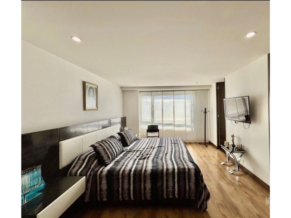 Apartamento en venta en El Poblado, Medellín · foto 10 de 15