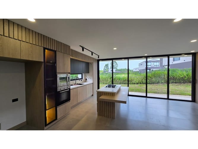 Casa de 3 alcobas en venta en Gualanday, Rionegro, 180 m² · foto 5 de 24