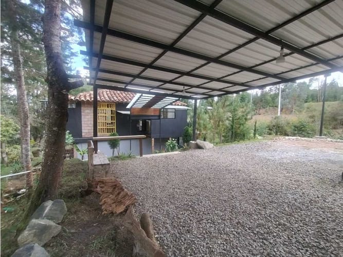 Casa de 3 alcobas en venta en La Mosquita, Rionegro, 150 m² · foto 21 de 22
