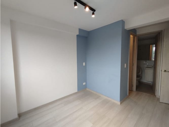 Apartamento de 2 alcobas en venta en San Antonio De Pereira, Rionegro, 67 m² · foto 3 de 7