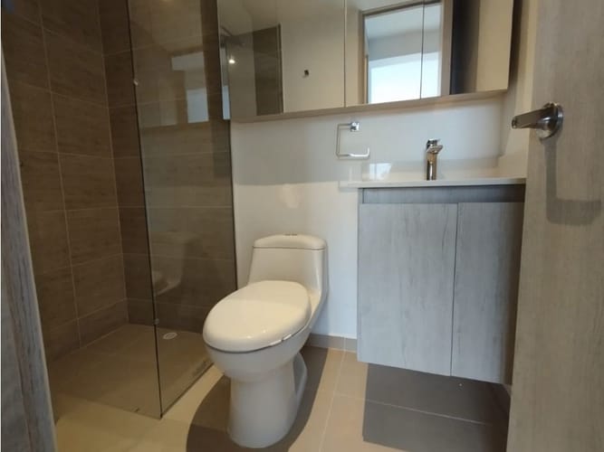 Apartamento de 2 alcobas en venta en San Antonio De Pereira, Rionegro, 67 m² · foto 4 de 7