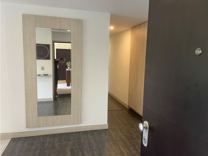 Apartamento de 4 alcobas en venta en Alejandría, Medellín, 206 m² · foto 18 de 24