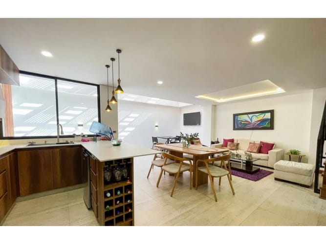 Casa de 3 alcobas en venta en Llano Grande, Rionegro, 168 m² · foto 2 de 12
