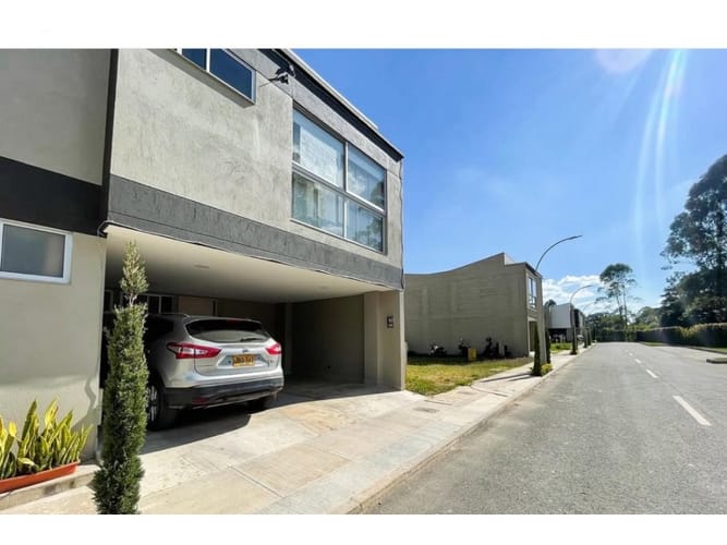 Casa de 3 alcobas en venta en Llano Grande, Rionegro, 168 m² · foto 12 de 12