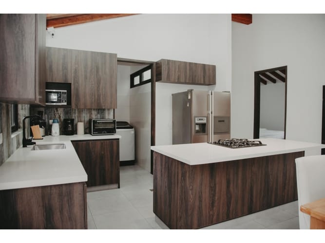 Casa de 3 alcobas en venta en Llano Grande, Rionegro, 300 m² · foto 9 de 24