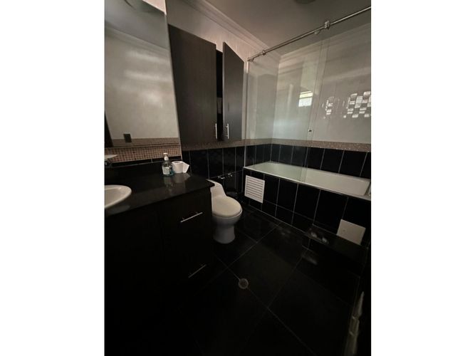 Casa en venta en Loma De San Jose, Sabaneta, 864 m² · foto 5 de 18