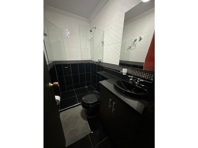 Casa en venta en Loma De San Jose, Sabaneta, 864 m² · foto 9 de 18