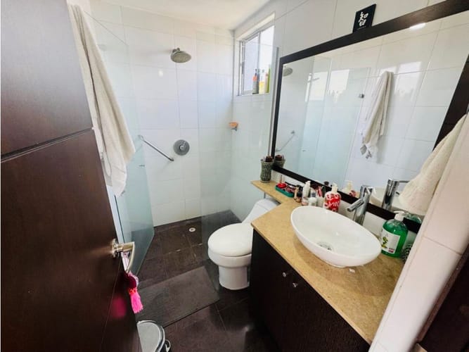 Apartamento de 3 alcobas en venta en San Lucas, Medellín, 116 m² · foto 7 de 17