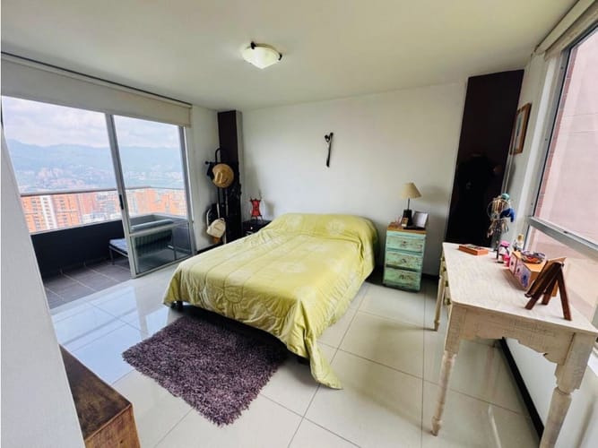 Apartamento de 3 alcobas en venta en San Lucas, Medellín, 116 m² · foto 10 de 17