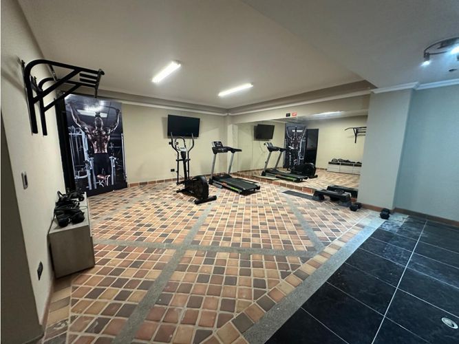 Casa en venta en Loma De San Jose, Sabaneta, 864 m² · foto 15 de 18