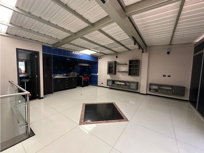 Casa en venta en Loma De San Jose, Sabaneta, 864 m² · foto 18 de 18