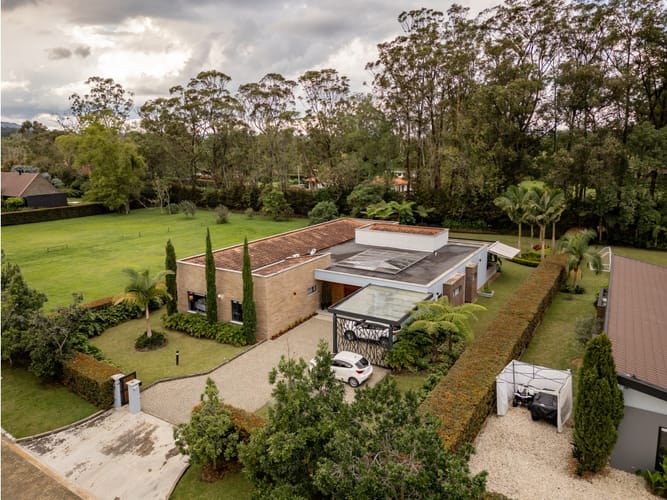 Casa de 5 alcobas en venta en Llano Grande, Rionegro, 400 m² · foto 13 de 24