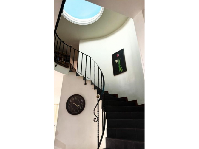 Casa de 5 alcobas en venta en Sabaneta Real, Medellín, 360 m² · foto 5 de 11