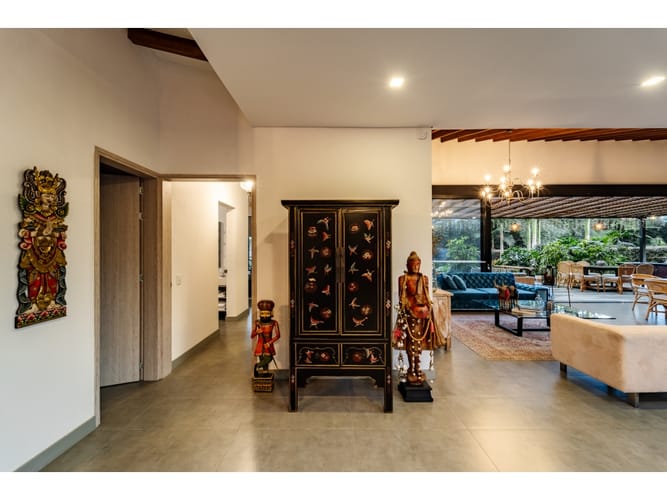 Casa de 5 alcobas en venta en Llano Grande, Rionegro, 400 m² · foto 14 de 24