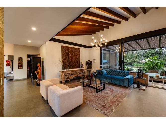 Casa de 5 alcobas en venta en Llano Grande, Rionegro, 400 m² · foto 16 de 24