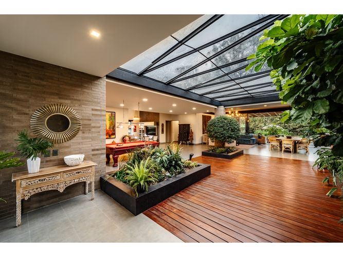 Casa de 5 alcobas en venta en Llano Grande, Rionegro, 400 m² · foto 23 de 24