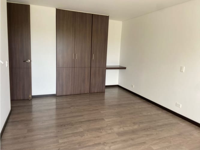 Apartamento de 2 alcobas en venta en Llano Grande, Rionegro, 115 m² · foto 10 de 12