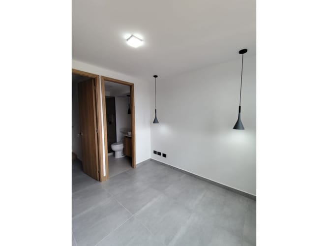 Apartamento de 2 alcobas en venta en Barro Blanco, Rionegro, 57 m² · foto 4 de 12