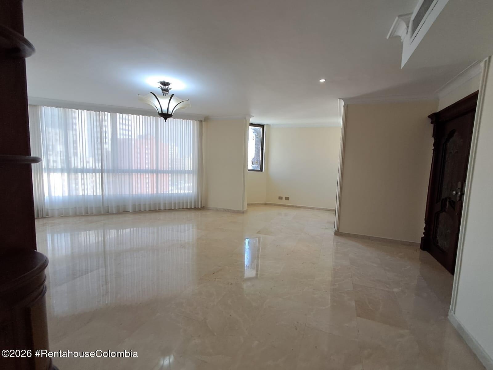 Apartamento en arriendo en Paraiso, Barranquilla · foto 4 de 15
