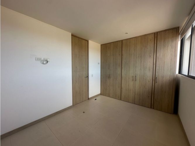Apartamento de 2 alcobas en venta en Barro Blanco, Rionegro, 73 m² · foto 10 de 15
