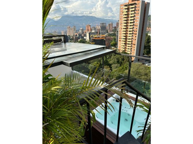 Apartamento de 2 alcobas en venta en Provenza, Rionegro, 175 m² · foto 3 de 24