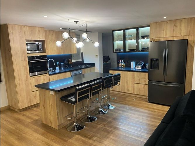Apartamento de 2 alcobas en venta en Provenza, Rionegro, 175 m² · foto 13 de 24