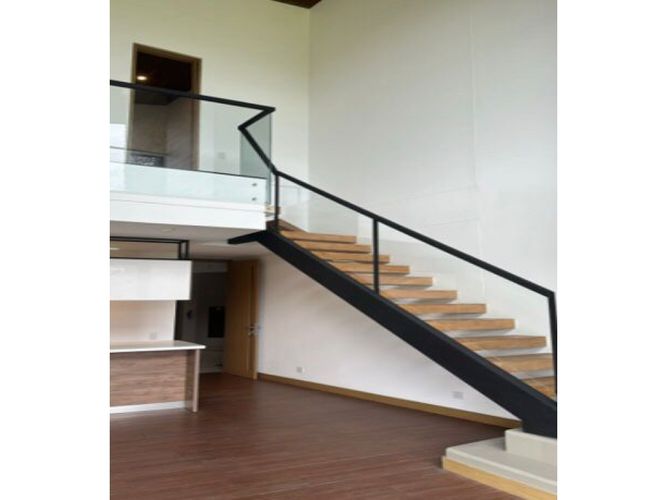 Apartamento de 2 alcobas en venta en Llano Grande, Rionegro, 138 m² · foto 2 de 7