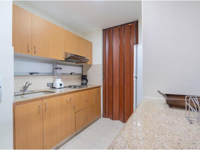 Apartamento de 1 alcoba en venta en Patio Bonito, Medellín, 57 m² · foto 5 de 6