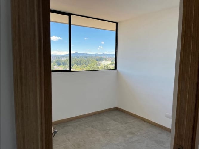 Apartamento de 2 alcobas en venta en El Porvenir, Rionegro, 67 m² · foto 3 de 8