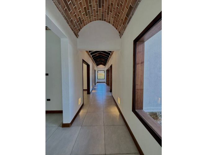 Casa de 4 alcobas en venta en El Carmen De Viboral, El Carmen de Viboral, 360 m² · foto 8 de 16